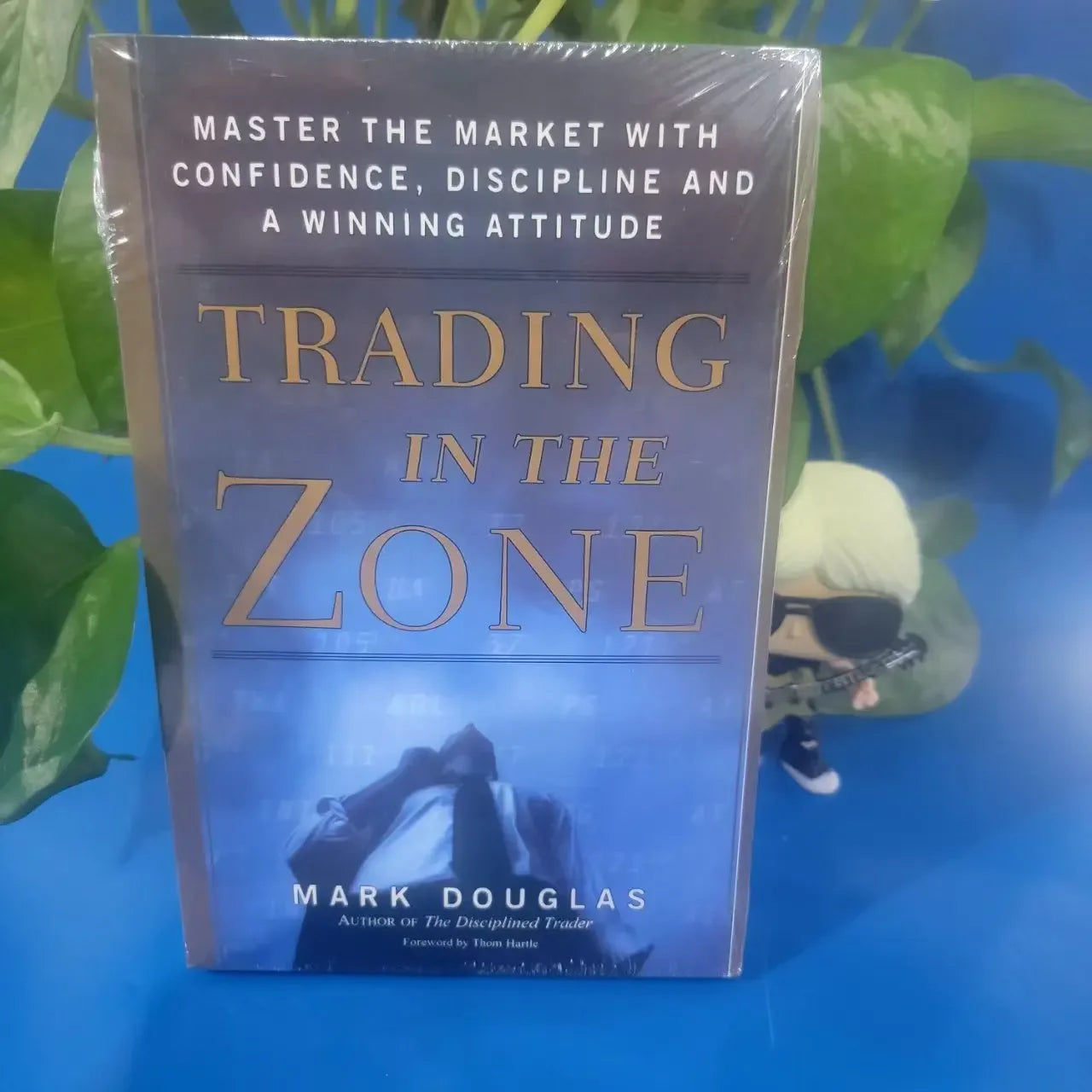 Trading In The Zone By Mark Douglas Master The Market With Confidence Discipline And A Winning Attitude Paperback English Book
